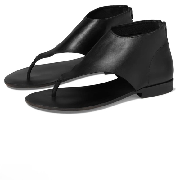 Free People Shoes - Free People NIB Uma Thong Sandal Black Sandals